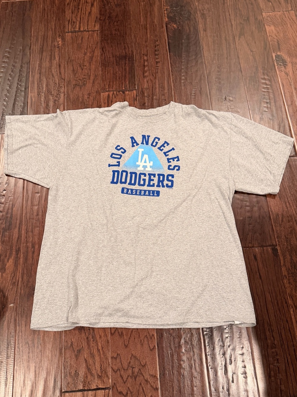 Genuine Merchandise Gray MLB Logo T-Shirt